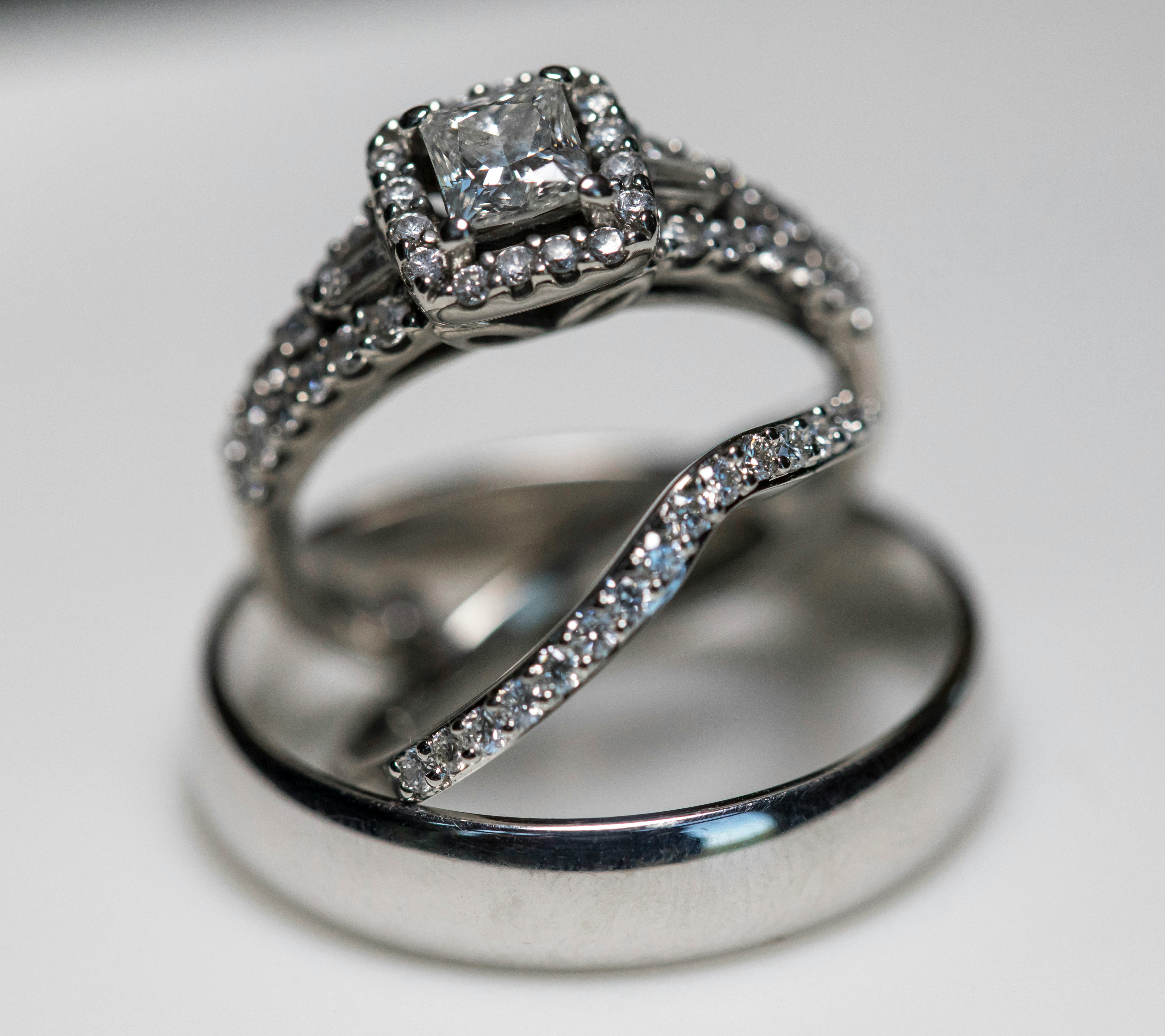 Engagement jewelry from Strong Gold